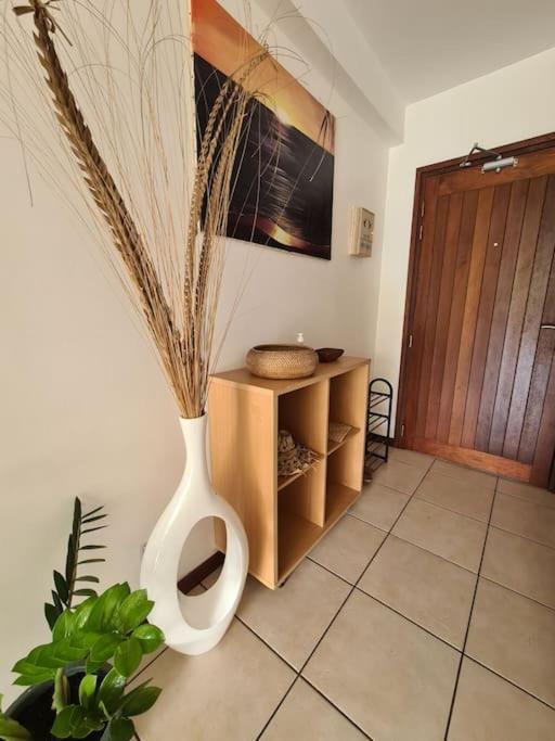 Farerei Appartement Spacieux, Equipe Et Confortable Faaa Esterno foto